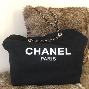 CHANEL Limited edition. Gift bag for vip clients.